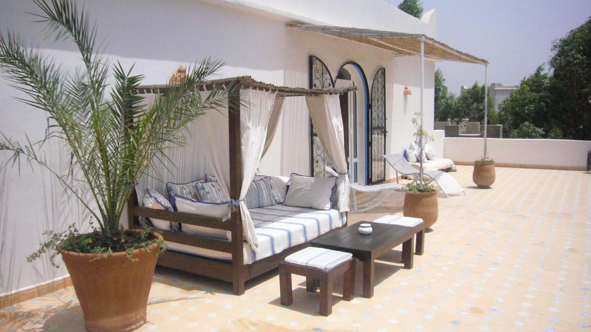 Villa Daba Ghazoua Bagian luar foto