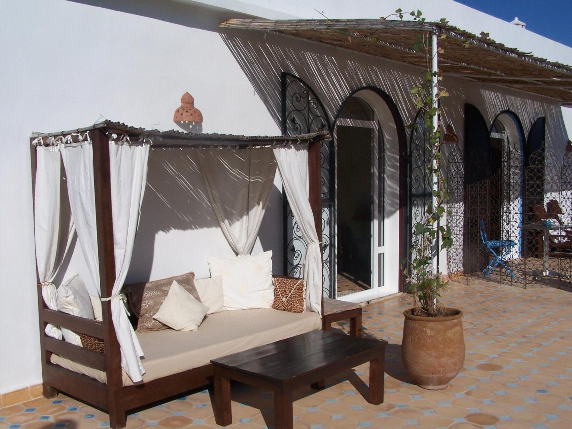 Villa Daba Ghazoua Bagian luar foto