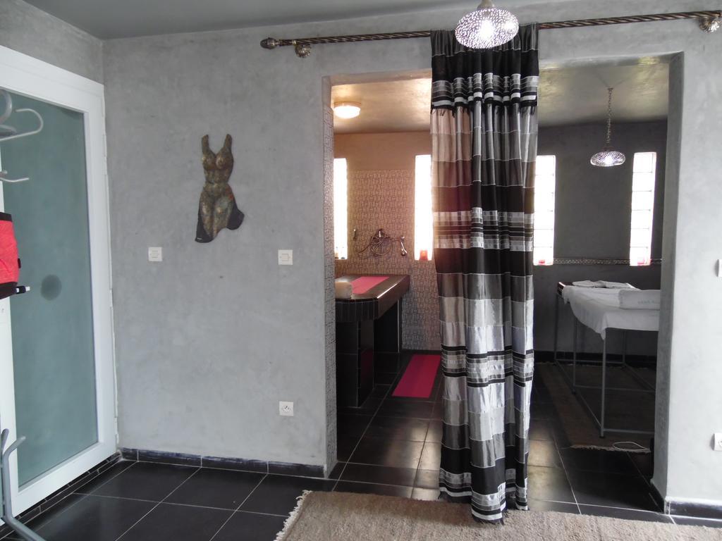 Villa Daba Ghazoua Bagian luar foto