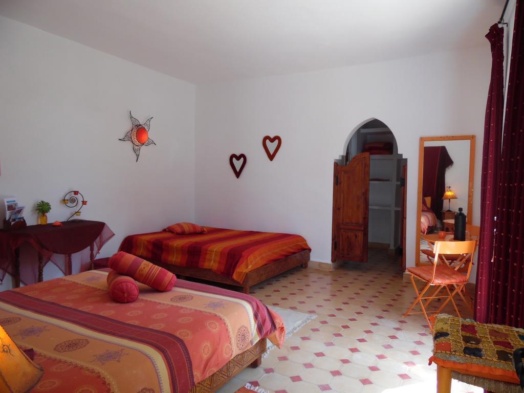 Villa Daba Ghazoua Bagian luar foto