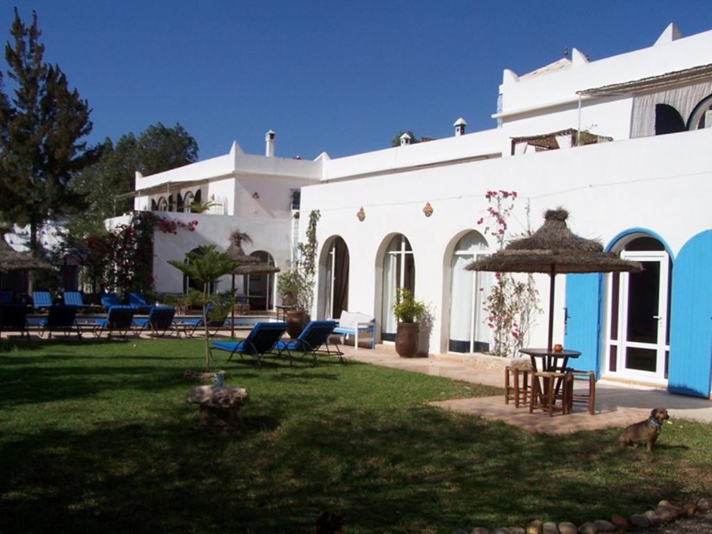 Villa Daba Ghazoua Bagian luar foto